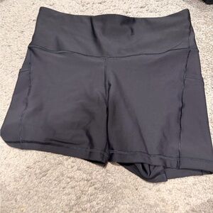 Interval stash shorts 5 inch